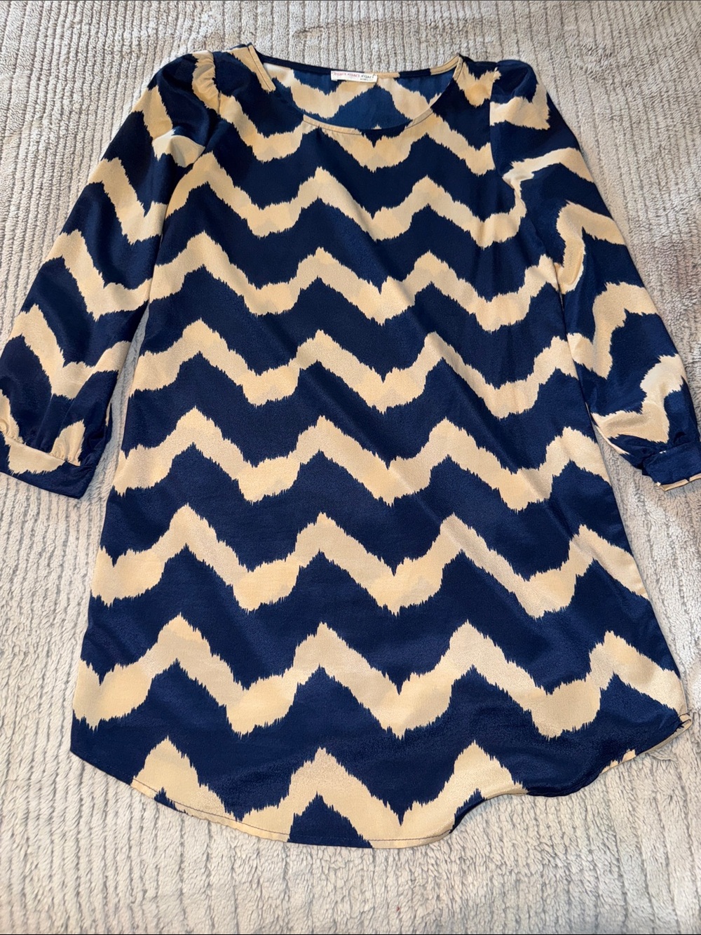a'gaci Navy and Cream Chevron Shift Dress